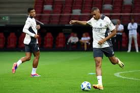 KG作为一 KG作为一